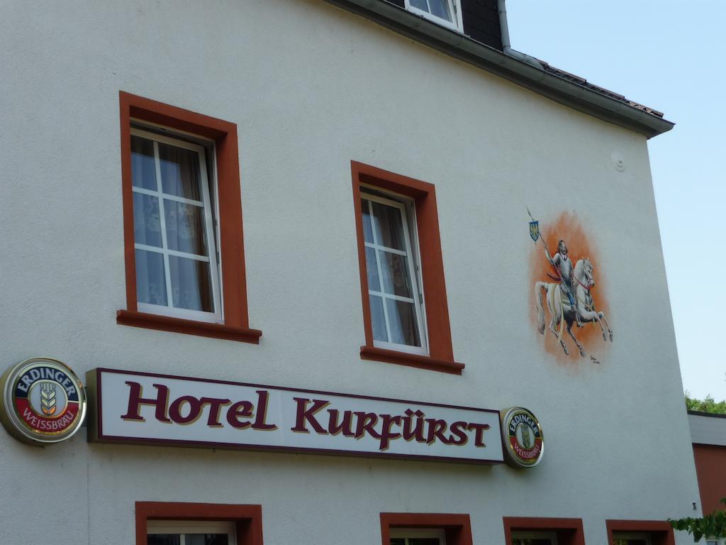 Hotel Kurfuerst Garni غيرمرسهايم المظهر الخارجي الصورة